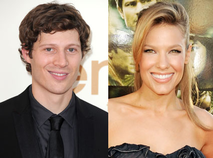 Zach Gilford, Kiele Sanchez Zach Gilford, Kiele Sanchez